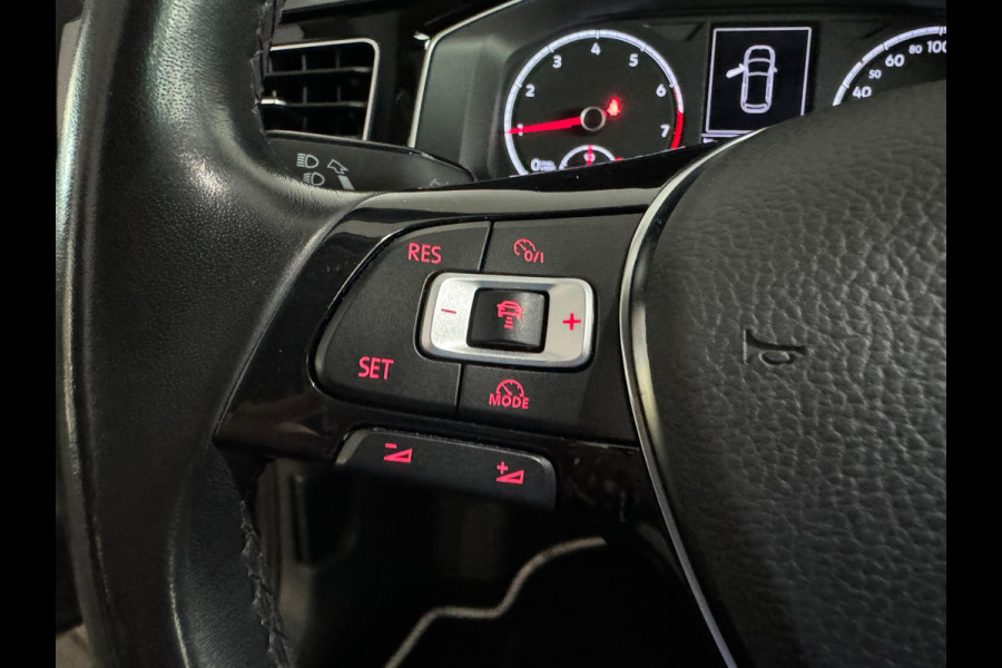 Volkswagen Polo 1.0 TSI Highline Business R ACC|Stoelverwarming|Carplay
