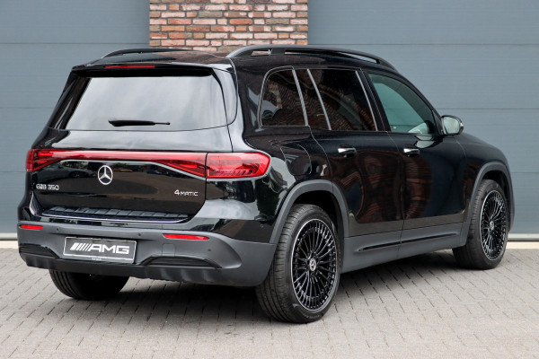 Mercedes-Benz EQB 350 4MATIC AMG Line 71 kWh | Panoramadak | Leder | Memory | Burmester | HUD | Trekhaak | Surround Camera | Verwarmd Stuurwiel | Night Pakket | Augmented Reality |