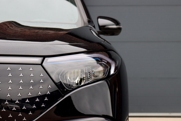 Mercedes-Benz EQB 350 4MATIC AMG Line 71 kWh | Panoramadak | Leder | Memory | Burmester | HUD | Trekhaak | Surround Camera | Verwarmd Stuurwiel | Night Pakket | Augmented Reality |