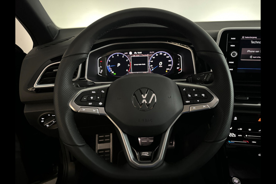 Volkswagen T-Roc 1.5 TSI R-Line Edition Pano|ACC|Lane Assist|Keyless
