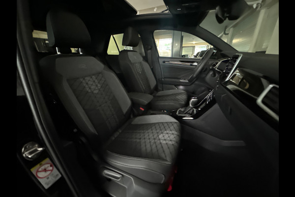 Volkswagen T-Roc 1.5 TSI R-Line Edition Pano|ACC|Lane Assist|Keyless