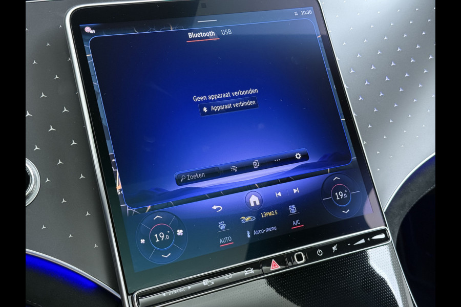 Mercedes-Benz EQE 300 AMG Line 90 kWh | Luchtvering Pano Memory