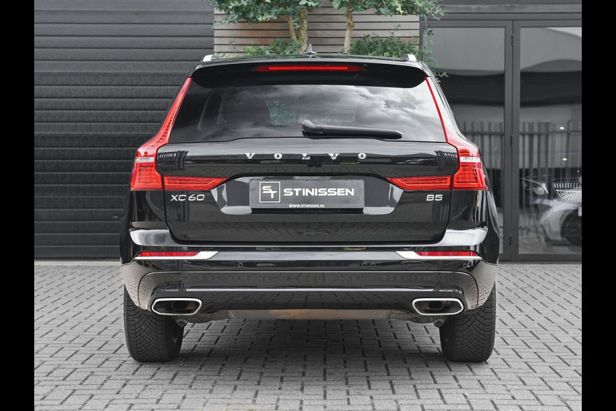Volvo XC60 2.0 B5 Inscription Pano ACC Leren bekleding 360* H&K