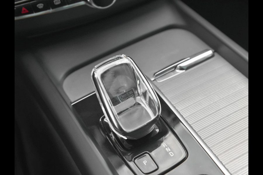Volvo XC60 2.0 B5 Inscription Pano ACC Leren bekleding 360* H&K