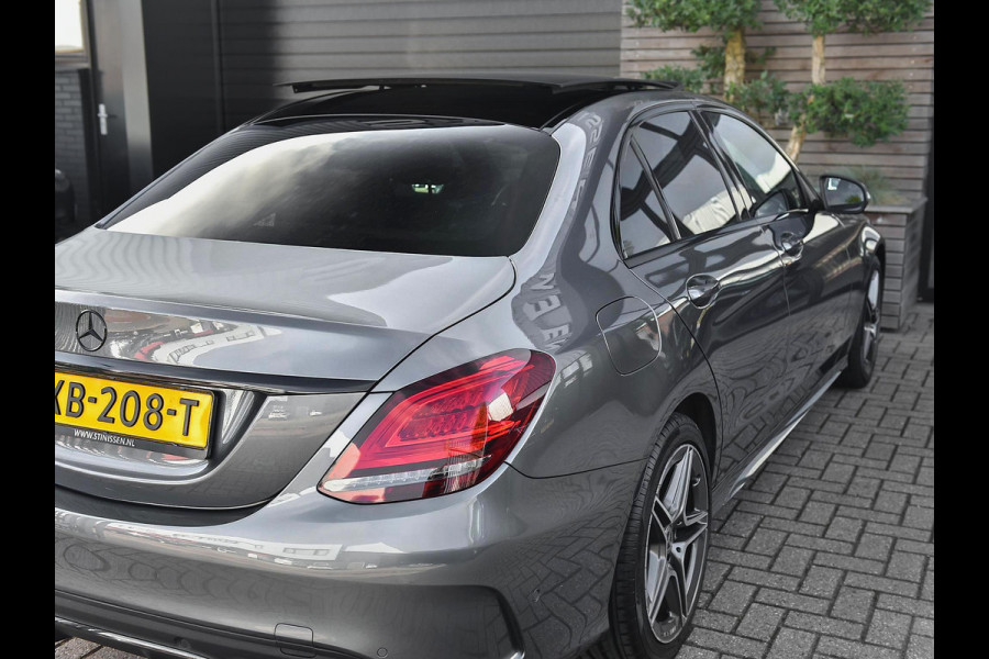 Mercedes-Benz C-Klasse 160 Business Solution AMG Panoramadak Digitaal display Alcantara Navi Carma