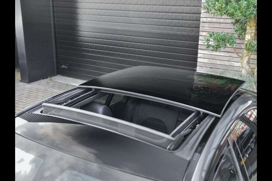 Mercedes-Benz C-Klasse 160 Business Solution AMG Panoramadak Digitaal display Alcantara Navi Carma