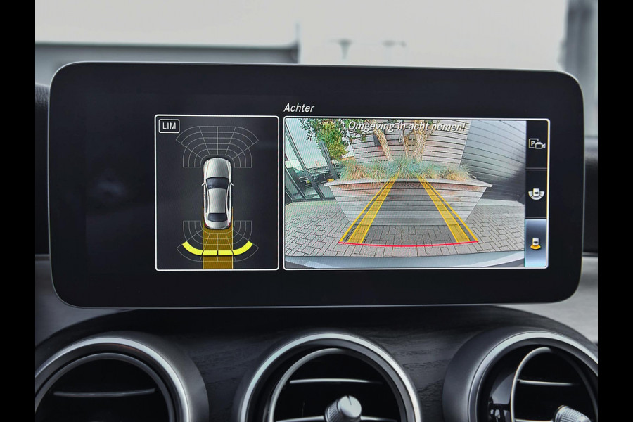 Mercedes-Benz C-Klasse 160 Business Solution AMG Panoramadak Digitaal display Alcantara Navi Carma