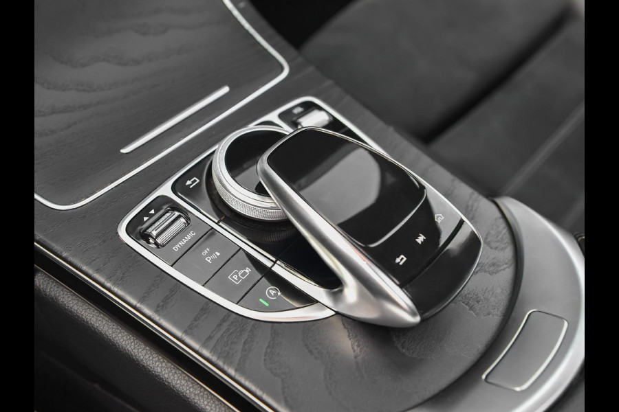 Mercedes-Benz C-Klasse 160 Business Solution AMG Panoramadak Digitaal display Alcantara Navi Carma