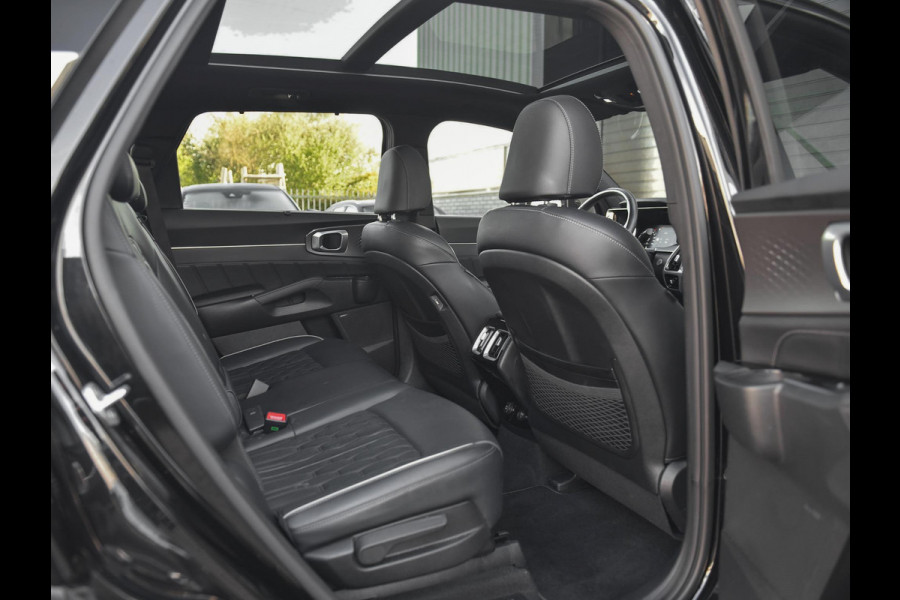 Kia Sorento 1.6 T-GDI Plug-in Hybrid 4WD ExecutiveLine 5p. Leer Panoramadak Camera Adaptive cruise control Navi