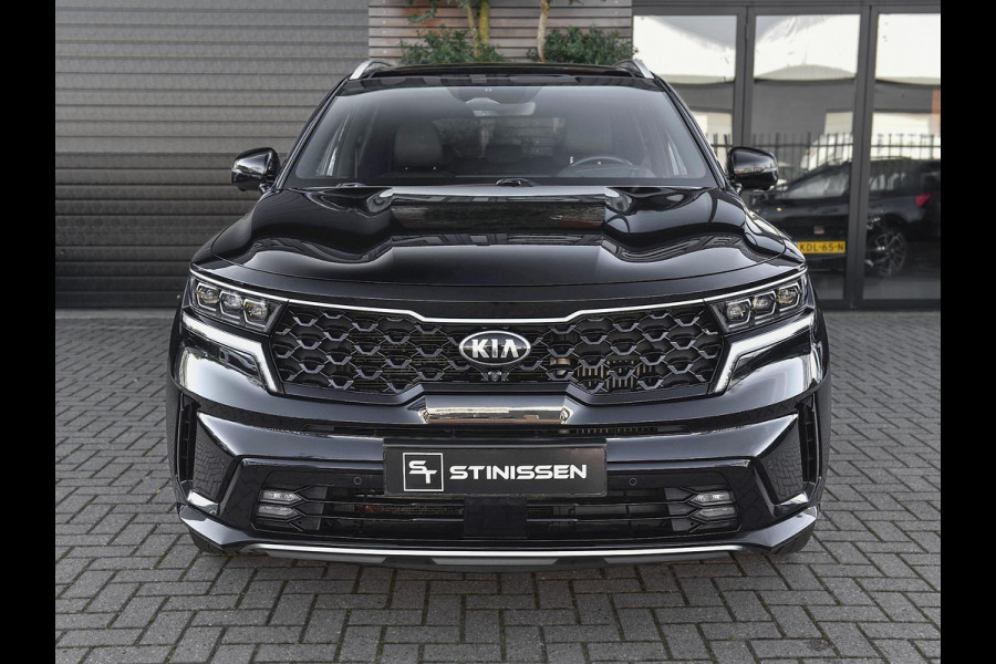 Kia Sorento 1.6 T-GDI Plug-in Hybrid 4WD ExecutiveLine 5p. Leer Panoramadak Camera Adaptive cruise control Navi