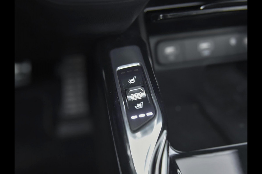 Kia Sorento 1.6 T-GDI Plug-in Hybrid 4WD ExecutiveLine 5p. Leer Panoramadak Camera Adaptive cruise control Navi