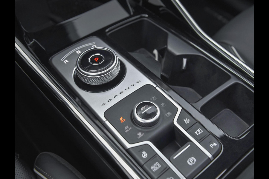 Kia Sorento 1.6 T-GDI Plug-in Hybrid 4WD ExecutiveLine 5p. Leer Panoramadak Camera Adaptive cruise control Navi