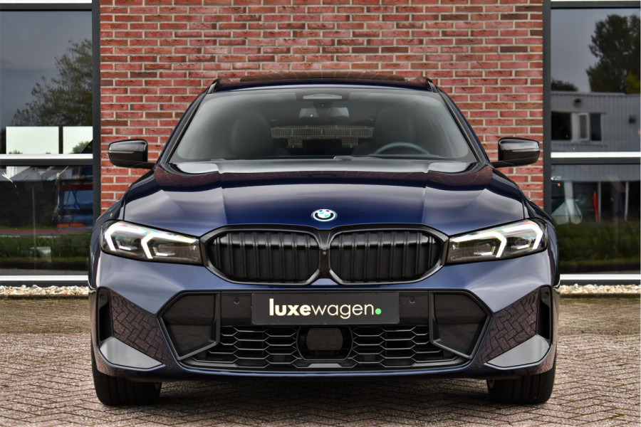 BMW 3 Serie Touring 330e xDrive M-Sport Pro Pano DA-Prof 360 HUD H/K E-zetels 19inch