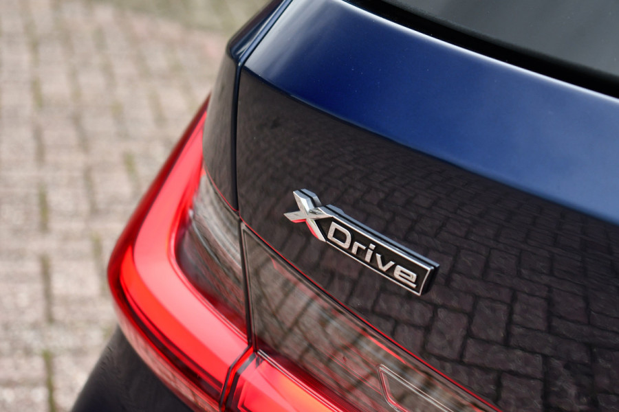 BMW 3 Serie Touring 330e xDrive M-Sport Pro Pano DA-Prof 360 HUD H/K E-zetels 19inch