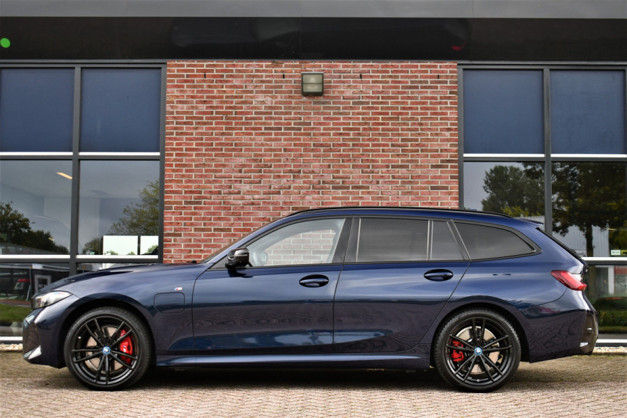 BMW 3 Serie Touring 330e xDrive M-Sport Pro Pano DA-Prof 360 HUD H/K E-zetels 19inch