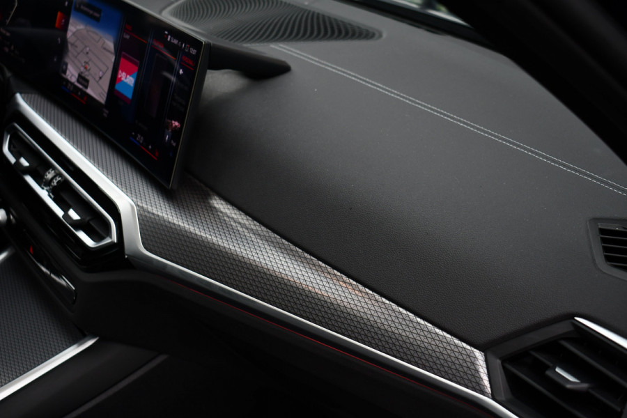 BMW 3 Serie Touring 330e xDrive M-Sport Pro Pano DA-Prof 360 HUD H/K E-zetels 19inch