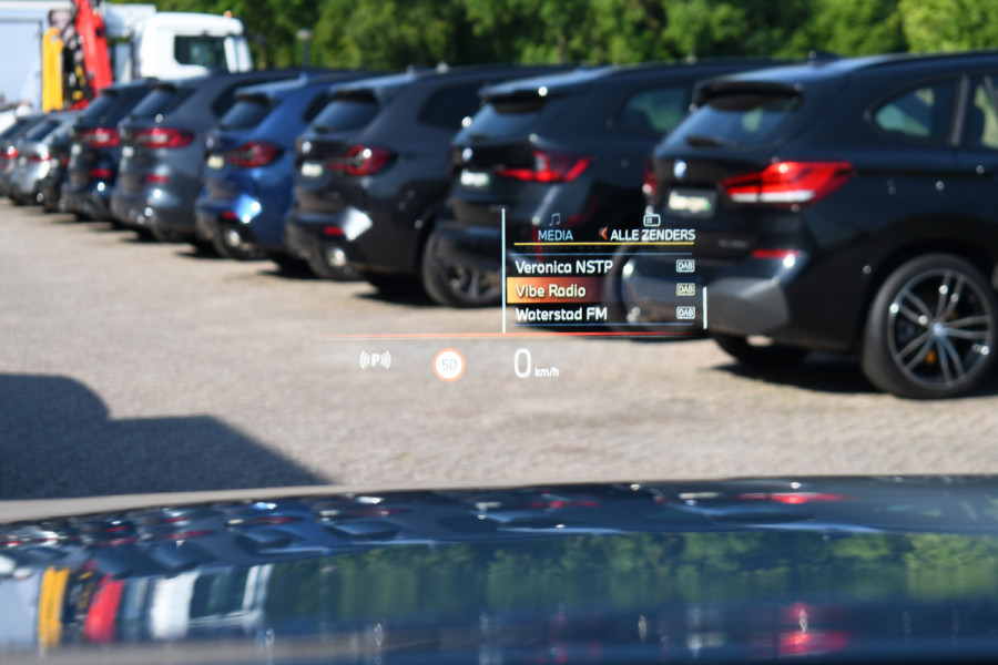 BMW X3 30e xDrive M-Sport Pano Trekhaak ACC H/K HUD 360 E-zetels