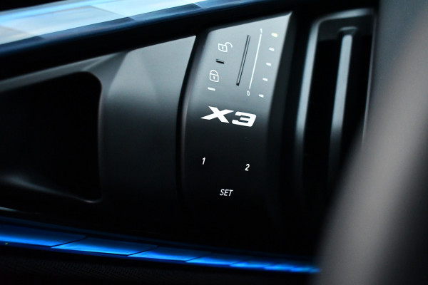 BMW X3 30e xDrive M-Sport Pano Trekhaak ACC H/K HUD 360 E-zetels