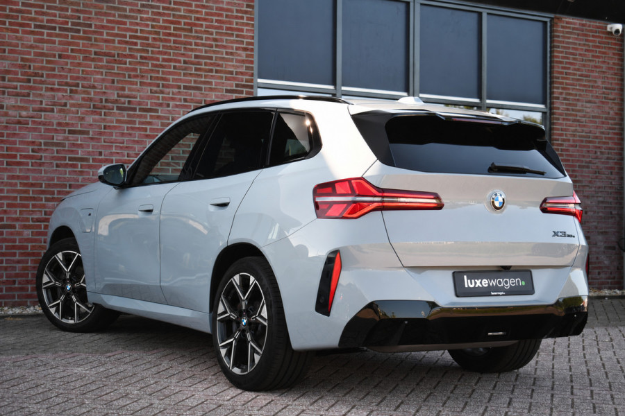 BMW X3 30e xDrive M-Sport Pano Trekhaak ACC H/K HUD 360 E-zetels