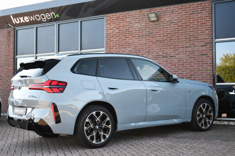 BMW X3 30e xDrive M-Sport Pano Trekhaak ACC H/K HUD 360 E-zetels