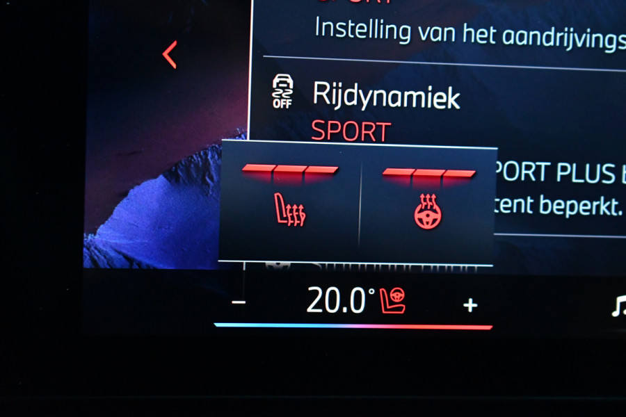 BMW X3 30e xDrive M-Sport Pano Trekhaak ACC H/K HUD 360 E-zetels