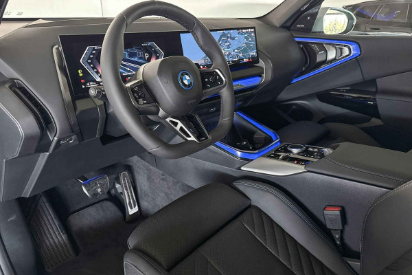 BMW X3 30e xDrive M-Sport Pano Trekhaak ACC H/K HUD 360 E-zetels