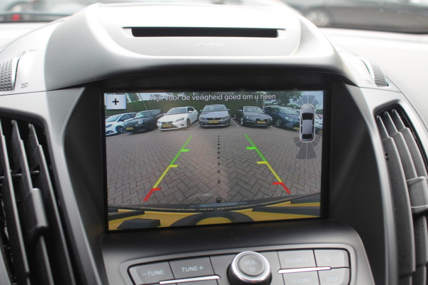 Ford Kuga 1.5 EcoBoost ST Line 182pk / Camera / CarPlay / Keyless / 18'' / Stoel+Stuurverwarming / DAB / Cruise Control
