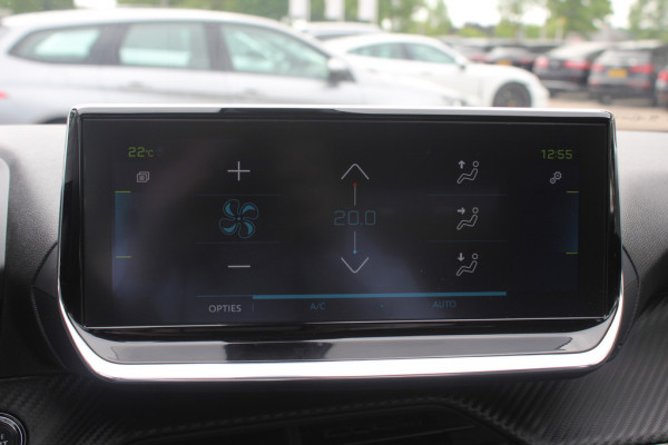 Peugeot e-2008 EV Allure Pack 50 kWh / SoH 91 % / Camera / Keyless / CarPlay / Half Leder / 17'' / Stoelverwarming / DAB / Cruise Control