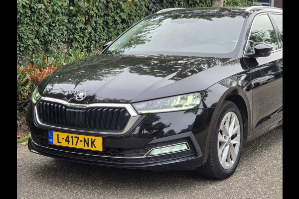 Škoda Octavia Combi e-TSI Business Edition Automaat CarPlay ACC Adaptieve Cruise LED LM Velgen NAP 1.0 e-TSI Business Edition