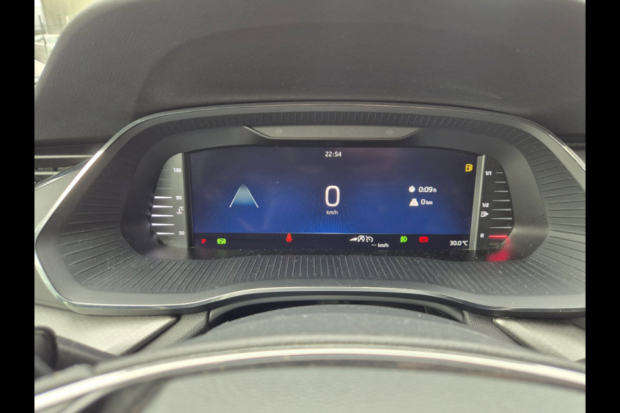 Škoda Octavia Combi e-TSI Business Edition Automaat CarPlay ACC Adaptieve Cruise LED LM Velgen NAP 1.0 e-TSI Business Edition