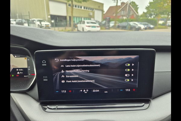 Škoda Octavia Combi e-TSI Business Edition Automaat CarPlay ACC Adaptieve Cruise LED LM Velgen NAP 1.0 e-TSI Business Edition