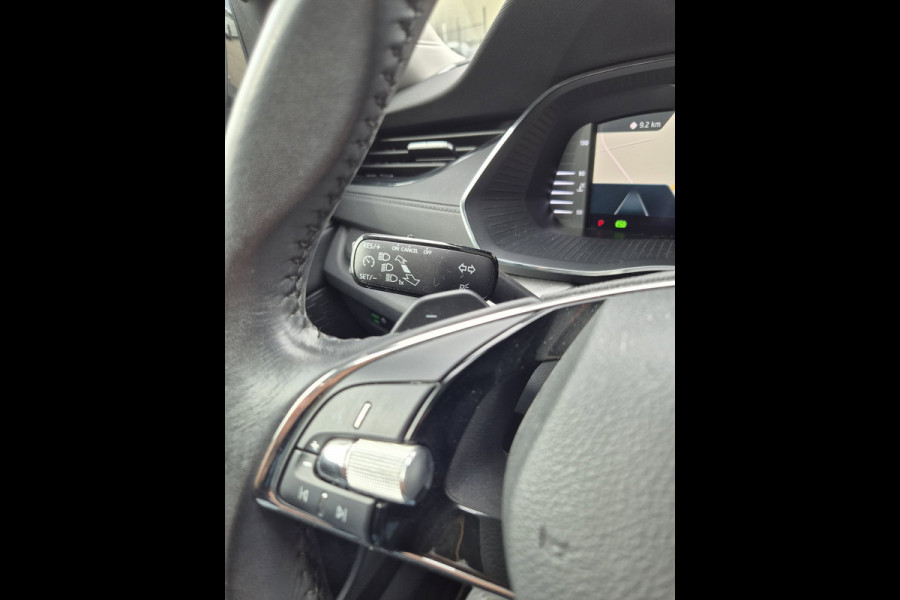 Škoda Octavia Combi e-TSI Business Edition Automaat CarPlay ACC Adaptieve Cruise LED LM Velgen NAP 1.0 e-TSI Business Edition