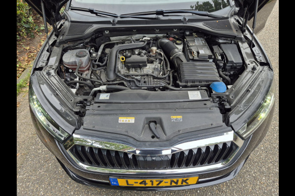 Škoda Octavia Combi e-TSI Business Edition Automaat CarPlay ACC Adaptieve Cruise LED LM Velgen NAP 1.0 e-TSI Business Edition
