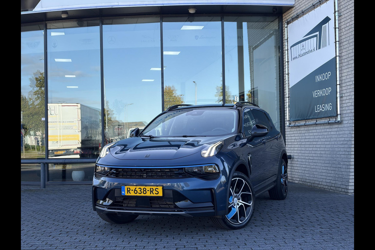 Lynk & Co 01 1.5*PLUG-IN*NAVI*PANO*CAM*ACC*CARPLAY*ECC*LED*
