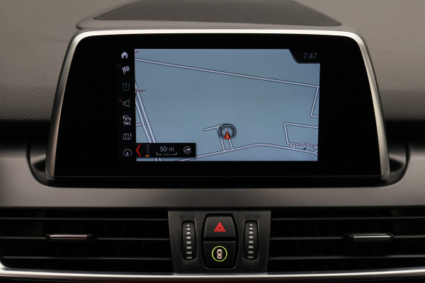 BMW 2 Serie Active Tourer 218i Corporate Lease Executive LED, Camera, Navigatie, Stoelverwarming, PDC
