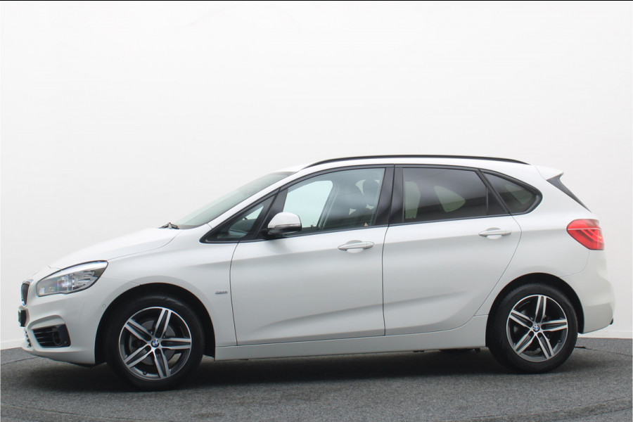 BMW 2 Serie Active Tourer 218i Corporate Lease Executive LED, Camera, Navigatie, Stoelverwarming, PDC