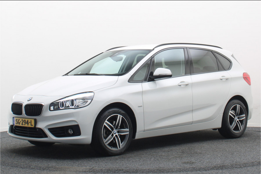 BMW 2 Serie Active Tourer 218i Corporate Lease Executive LED, Camera, Navigatie, Stoelverwarming, PDC
