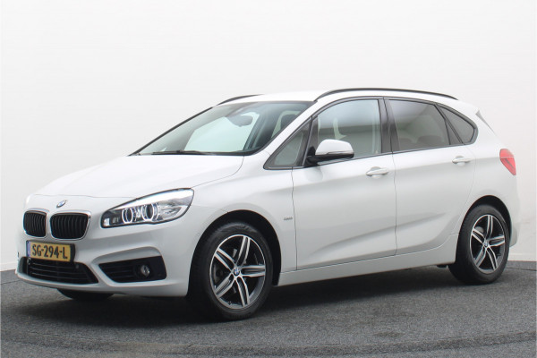 BMW 2 Serie Active Tourer 218i Corporate Lease Executive LED, Camera, Navigatie, Stoelverwarming, PDC