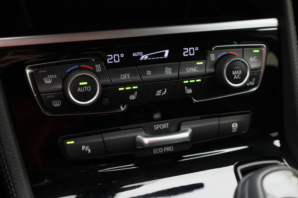 BMW 2 Serie Active Tourer 218i Corporate Lease Executive LED, Camera, Navigatie, Stoelverwarming, PDC
