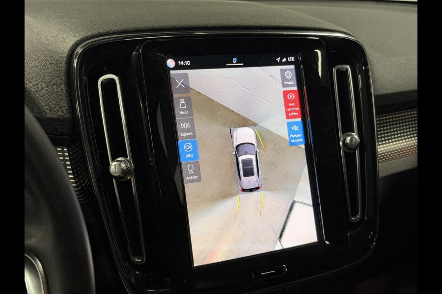 Volvo XC40 Recharge Twin Pro Trekhaak | Open dak | Adapt. cruise | 360 camera | Stuur-/stoelverwarming | Harman/Kardon | Carplay