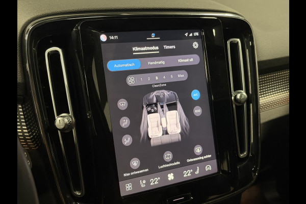 Volvo XC40 Recharge Twin Pro Trekhaak | Open dak | Adapt. cruise | 360 camera | Stuur-/stoelverwarming | Harman/Kardon | Carplay