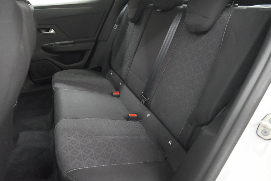 Opel Mokka Turbo 130 AT8 Edition | Camera | Parkeersensoren | Navigatie | Apple Carplay | Stoelverwarming