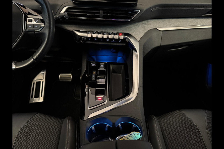 Peugeot 3008 1.2 PureTech 130PK Aut. GT Black Pakket | Navi | Camera | LED | Trekhaak | 19 inch | Incl. garantie