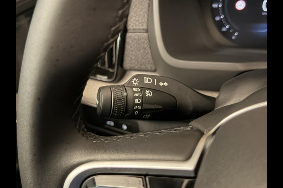 Volvo XC90 2.0 T8 450PK Plug-in hybrid AWD Ultra Dark | Panodak | LED | Leder | H & K | Memory | 360 Camera | Head-Up | Incl. garantie