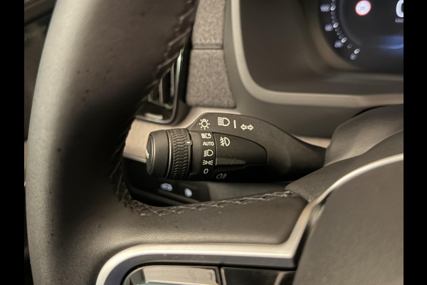 Volvo XC90 2.0 T8 450PK Plug-in hybrid AWD Ultra Dark | Panodak | LED | Leder | H & K | Memory | 360 Camera | Head-Up | Incl. garantie