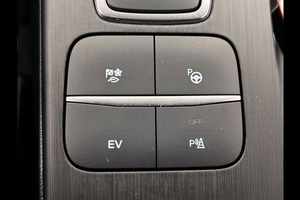 Ford Kuga 2.5 PHEV Titanium | Origineel NL | Adapt./Cruise | Camera | Stoel/Stuur verwarming | Climate/Control |