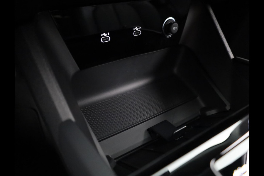 Audi A6 Avant e-tron Advanced edition 83 kWh 286 pk | Trekhaak, elektr. wegklapbaar | Tech plus | Privacy glas | Lederen bekleding |