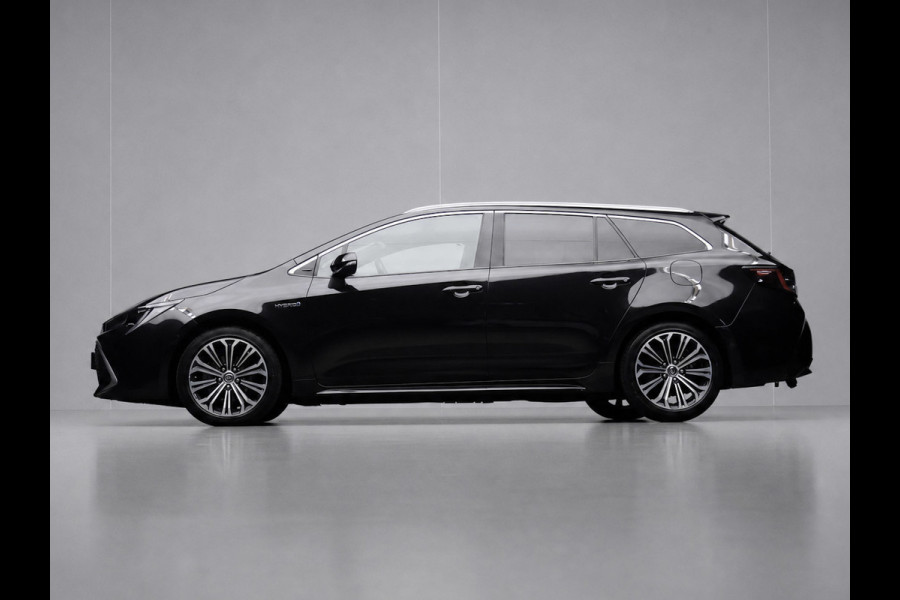 Toyota Corolla Touring Sports 1.8 Hybrid Executive Sport (NAVI,CAMERA,STOELVERWARMING,CRUISE,LED,GETINT,SPORTSTOELEN,LM VELGEN)