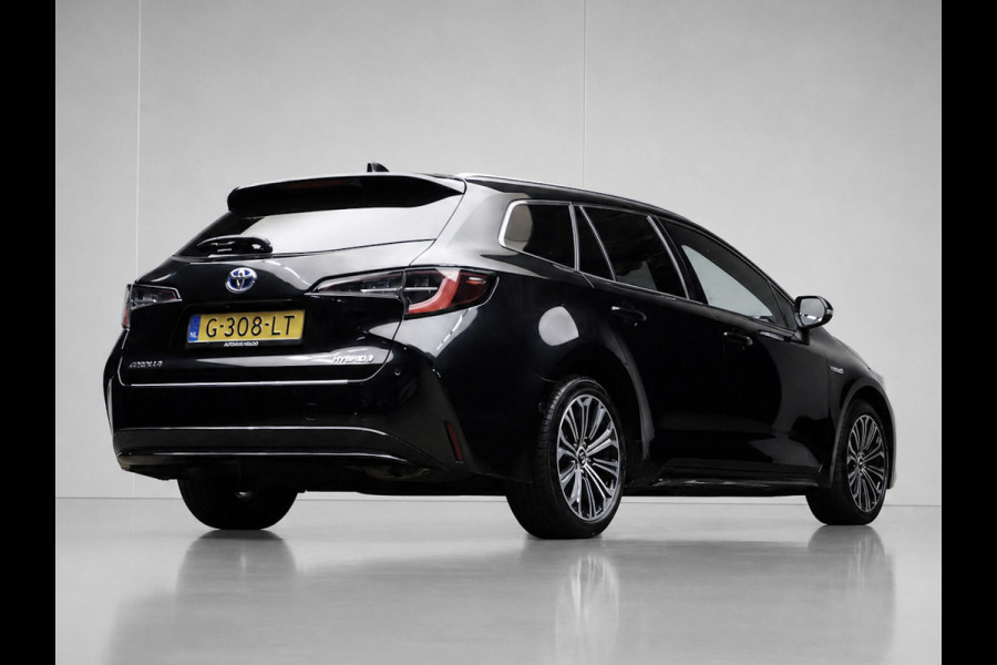 Toyota Corolla Touring Sports 1.8 Hybrid Executive Sport (NAVI,CAMERA,STOELVERWARMING,CRUISE,LED,GETINT,SPORTSTOELEN,LM VELGEN)