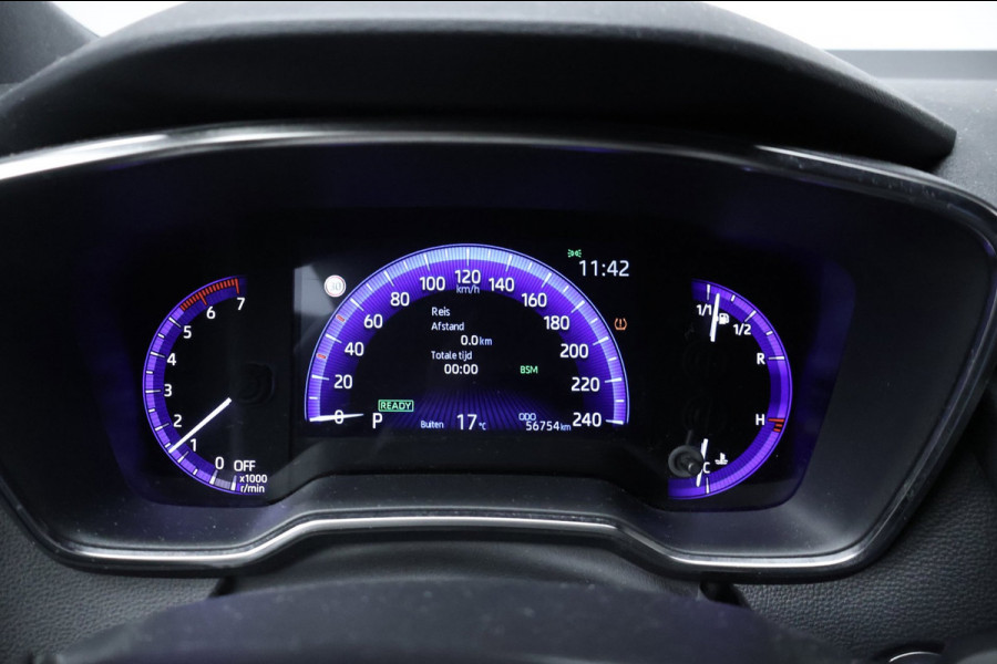 Toyota Corolla Touring Sports 1.8 Hybrid Executive Sport (NAVI,CAMERA,STOELVERWARMING,CRUISE,LED,GETINT,SPORTSTOELEN,LM VELGEN)